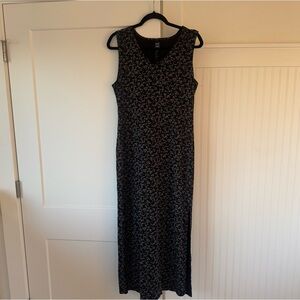 vintage gap black midi / maxi w little flowers